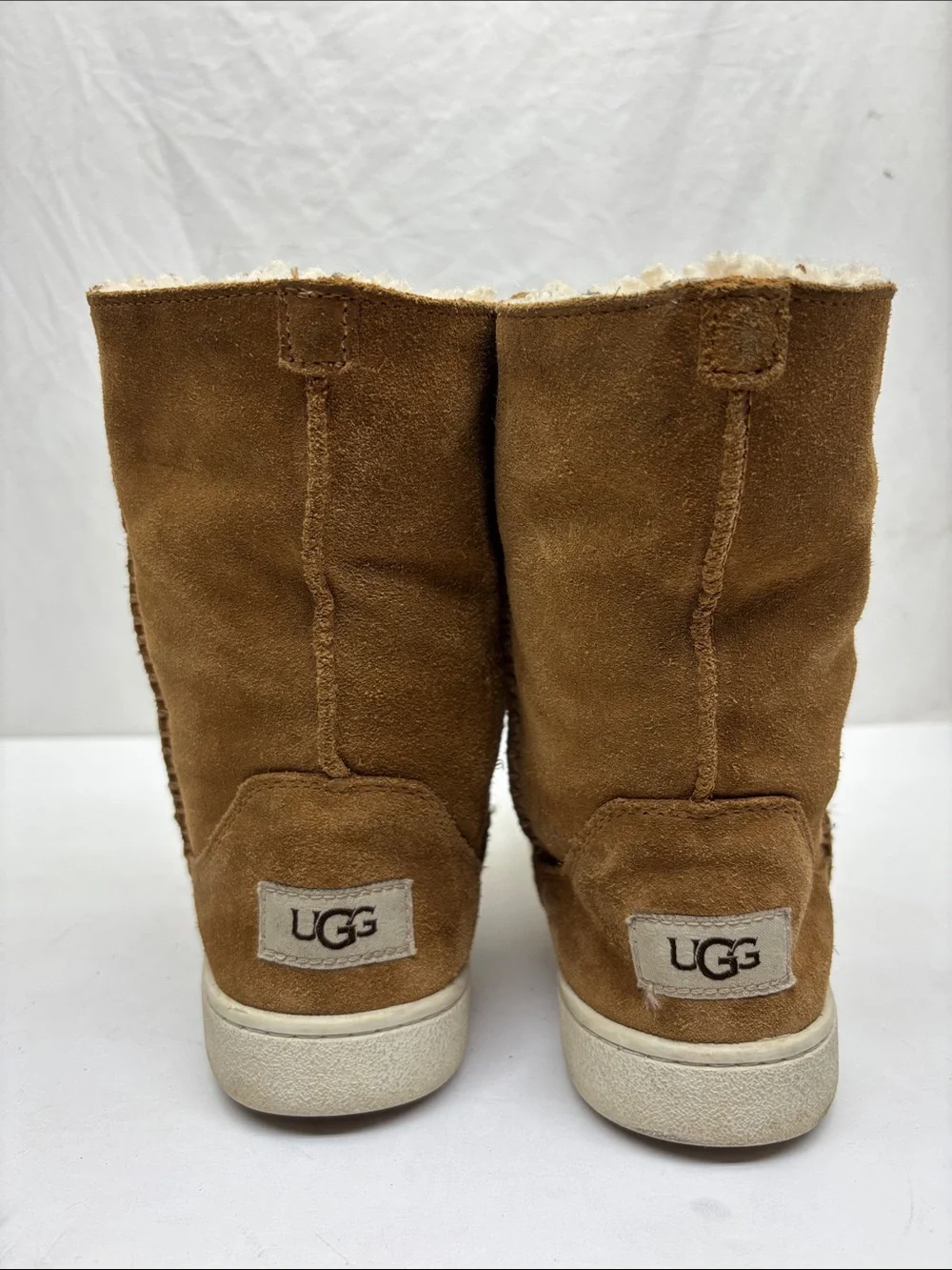 UGG item secondhand